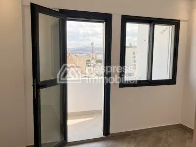 Duplex apartment near the main post office