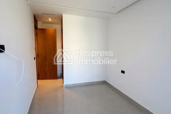 Apartment for sale at Tanja Balia