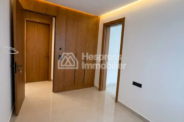 Apartment for sale at Tanja Balia