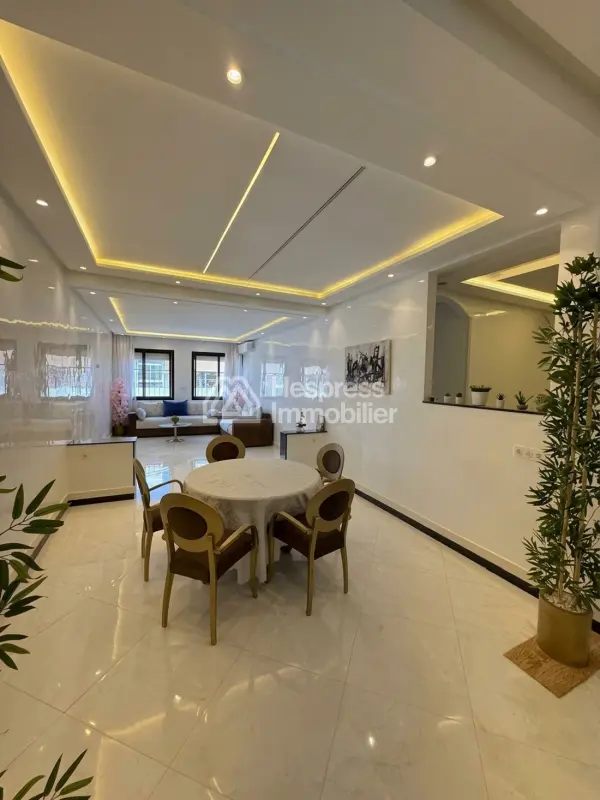 Furnished apartment for sale in Place Mozart
