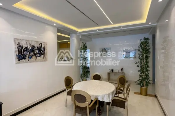 Furnished apartment for sale in Place Mozart