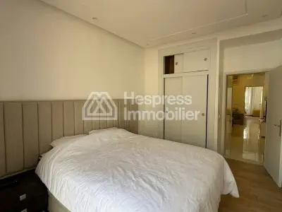 Furnished apartment for sale in Place Mozart