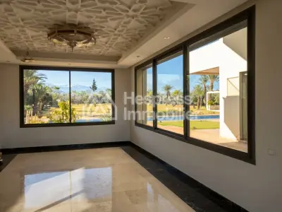 Villa and land for sale in Marrakech