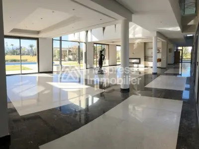 Villa and land for sale in Marrakech