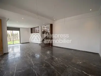 Beautiful new villa with swimming pool and garden