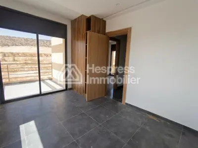 Beautiful new villa with swimming pool and garden