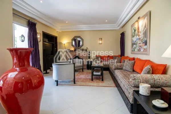 PREMIUM. Villa meublée avec piscine privée