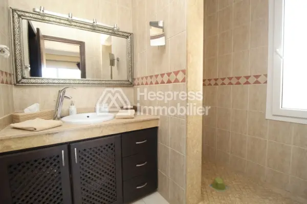 PREMIUM. Villa meublée avec piscine privée