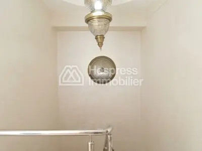 فيلا عائلية رائعة بالقرب من ملاعب الغولف