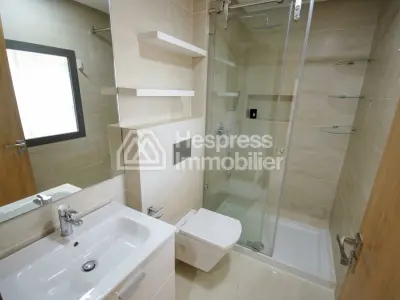 142 m² 3-room apartment