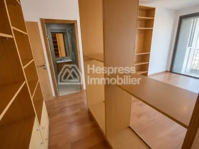 142 m² 3-room apartment