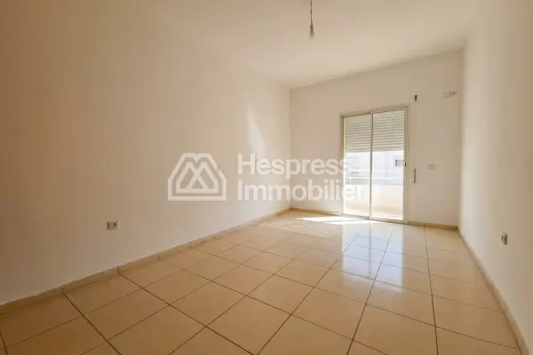 Appartement traversant lumineux avec toit terrasse
