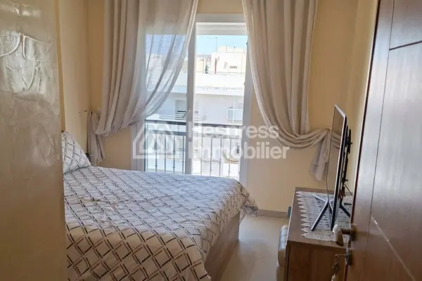 شقة للإيجار مكونة من غرفتي نوم الحي المحمدي