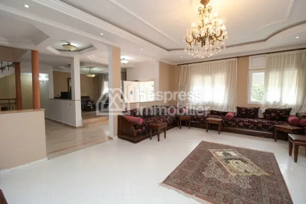 Villa spacieuse dans le quartier Najah