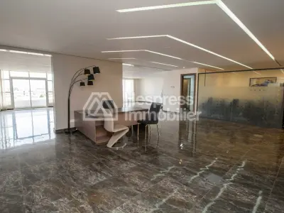 Spacious office at Haut-Founty