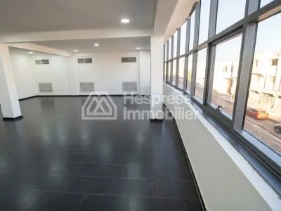 Plateaux bureaux à louer à Tassila