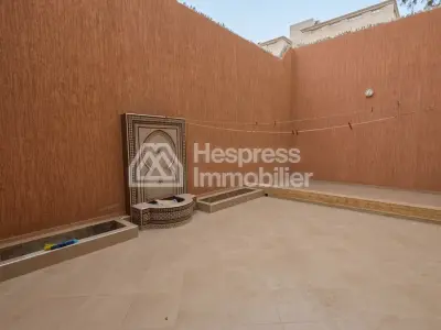 For sale: Spacious villa in Dakhla