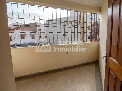 Maison R2 à fort potentiel au quartier Dakhla