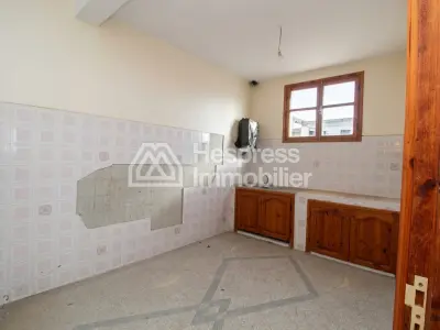 Maison R2 à fort potentiel au quartier Dakhla