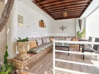 Villa familiale avec piscine à Cité Suisse
