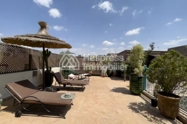 RIAD D’EXCEPTION À VENDRE – BAB DOUKKALA, MARRAKECH