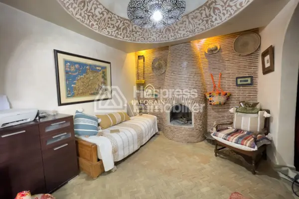 RIAD D’EXCEPTION À VENDRE – BAB DOUKKALA, MARRAKECH