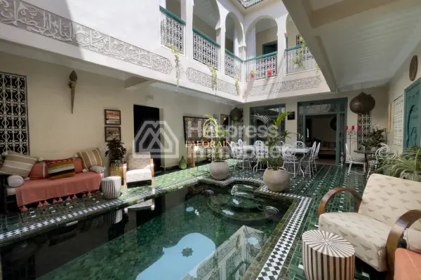 RIAD D’EXCEPTION À VENDRE – BAB DOUKKALA, MARRAKECH
