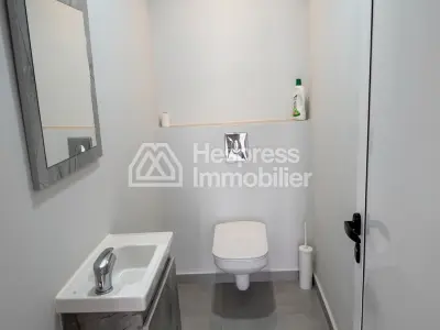 OPPORTUNITY. House with pool for sale