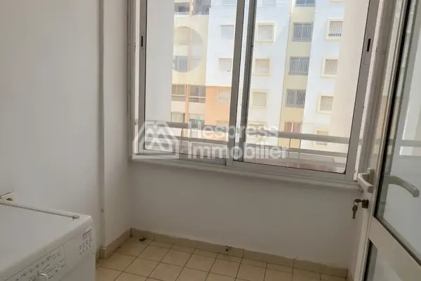 Appartement 2 chambres Av Moukawama