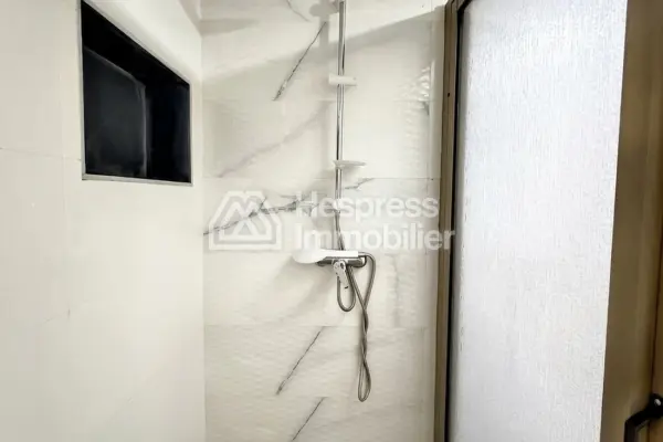 Appartement à Aourir avec vue sur piscine