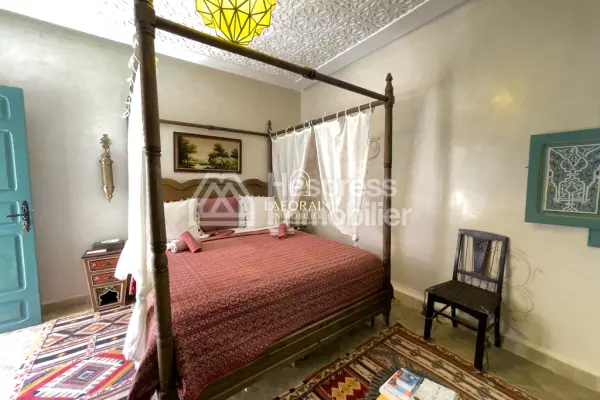 RIAD D’EXCEPTION À VENDRE – BAB DOUKKALA, MARRAKECH