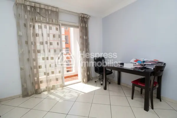 Appartement à vendre à Hay Mohammadi Agadir