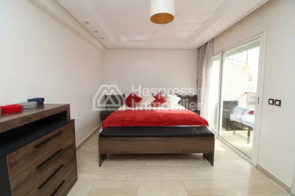 Spacieux Duplex au dernier étage avec vue mer