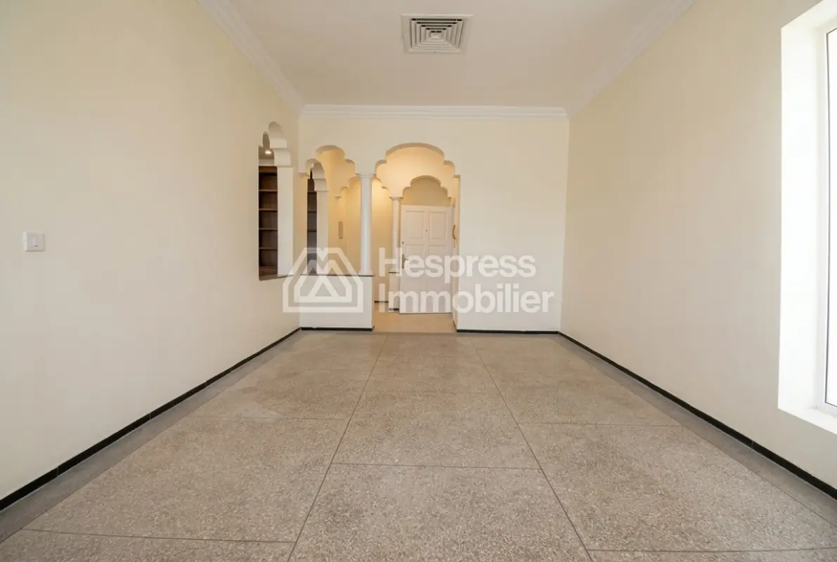 Spacious apartment in Bensergao