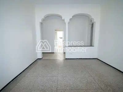 Spacious apartment in Bensergao