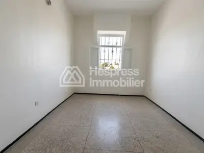 Spacious apartment in Bensergao