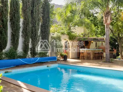 Villa exceptionnelle à Alma