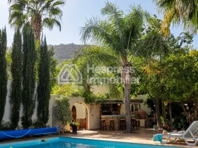 Villa exceptionnelle à Alma