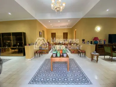 EXCLUSIF Ryad de prestige à vendre près d'Agadir