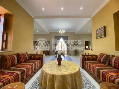 EXCLUSIF Ryad de prestige à vendre près d'Agadir