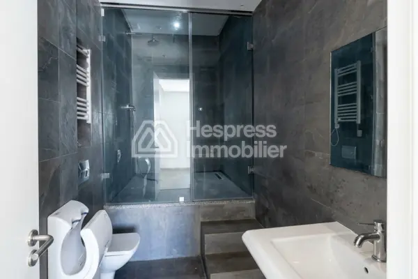 Vendre un duplex à Racine. Surface totale 100 m²