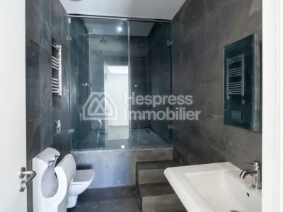 Vendre un duplex à Racine. Surface totale 100 m²