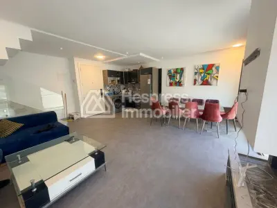 Vendre un duplex à Racine. Surface totale 100 m²