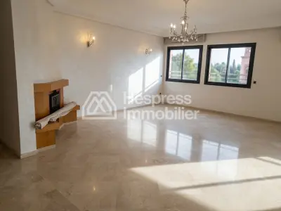 À vendre appart bourgogne 189 m2