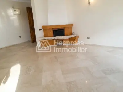 À vendre appart bourgogne 189 m2