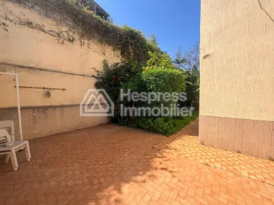 House for sale Oasis