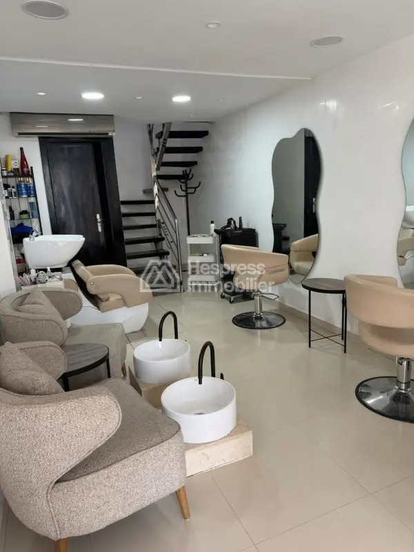Attractive commercial space for rent at Maârif Extension . Area: 22 m²