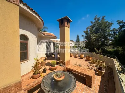 Luxury house for sale in Californie . 4 beautiful bedrooms