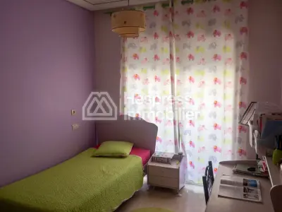 شقة رائعة للبيع في ساحة سي آي إل، يعقوب المنصور