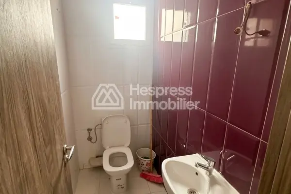 Bureaux à vendre à en plein Yaâcoub Almanssour